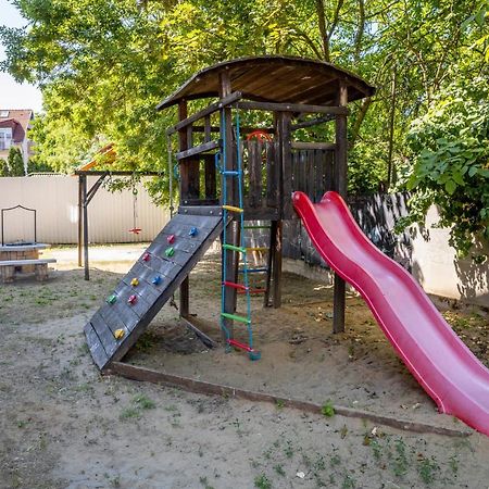 Laszlo Apartman - Hajduszoboszlo Ngoại thất bức ảnh