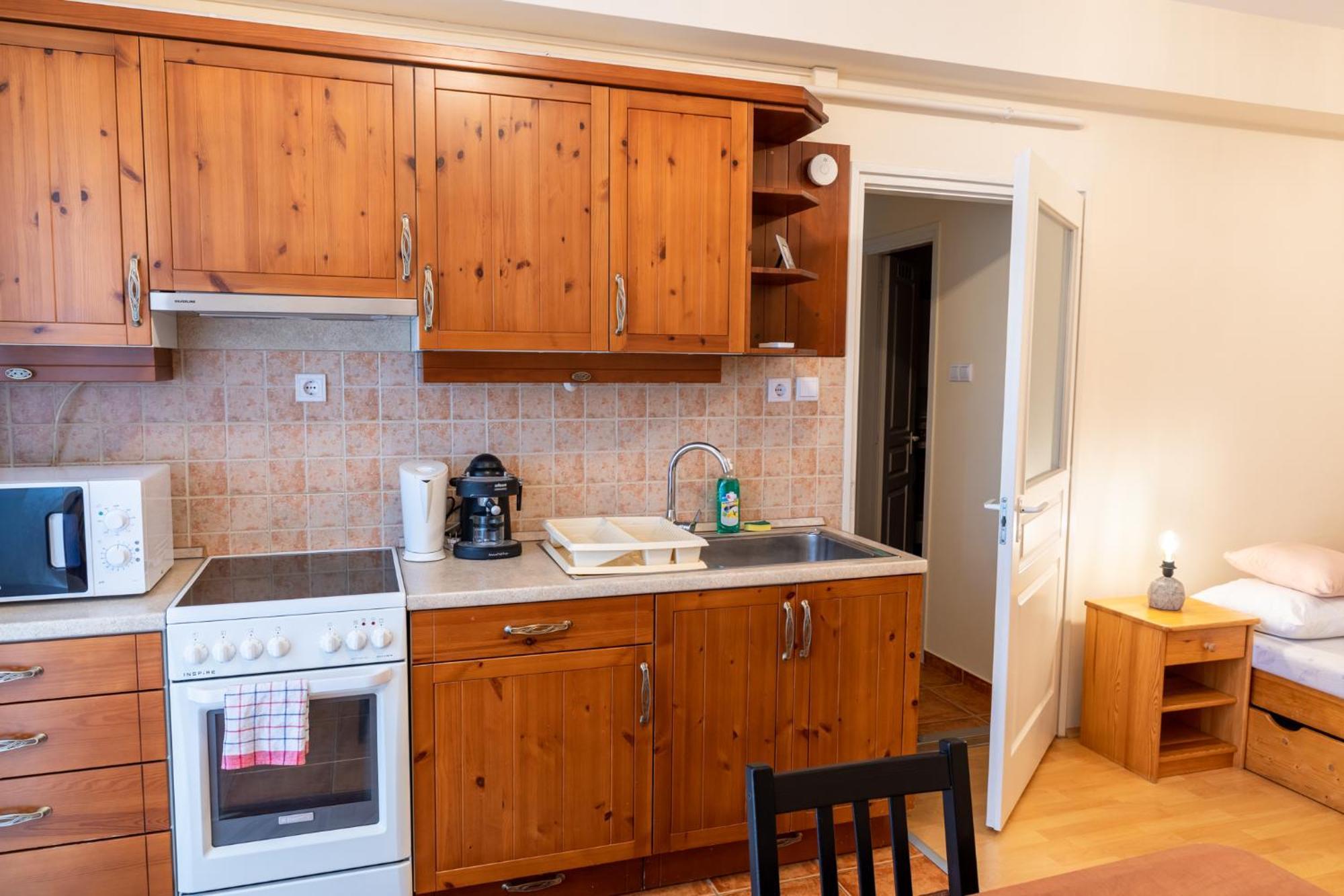 Laszlo Apartman - Hajduszoboszlo Ngoại thất bức ảnh